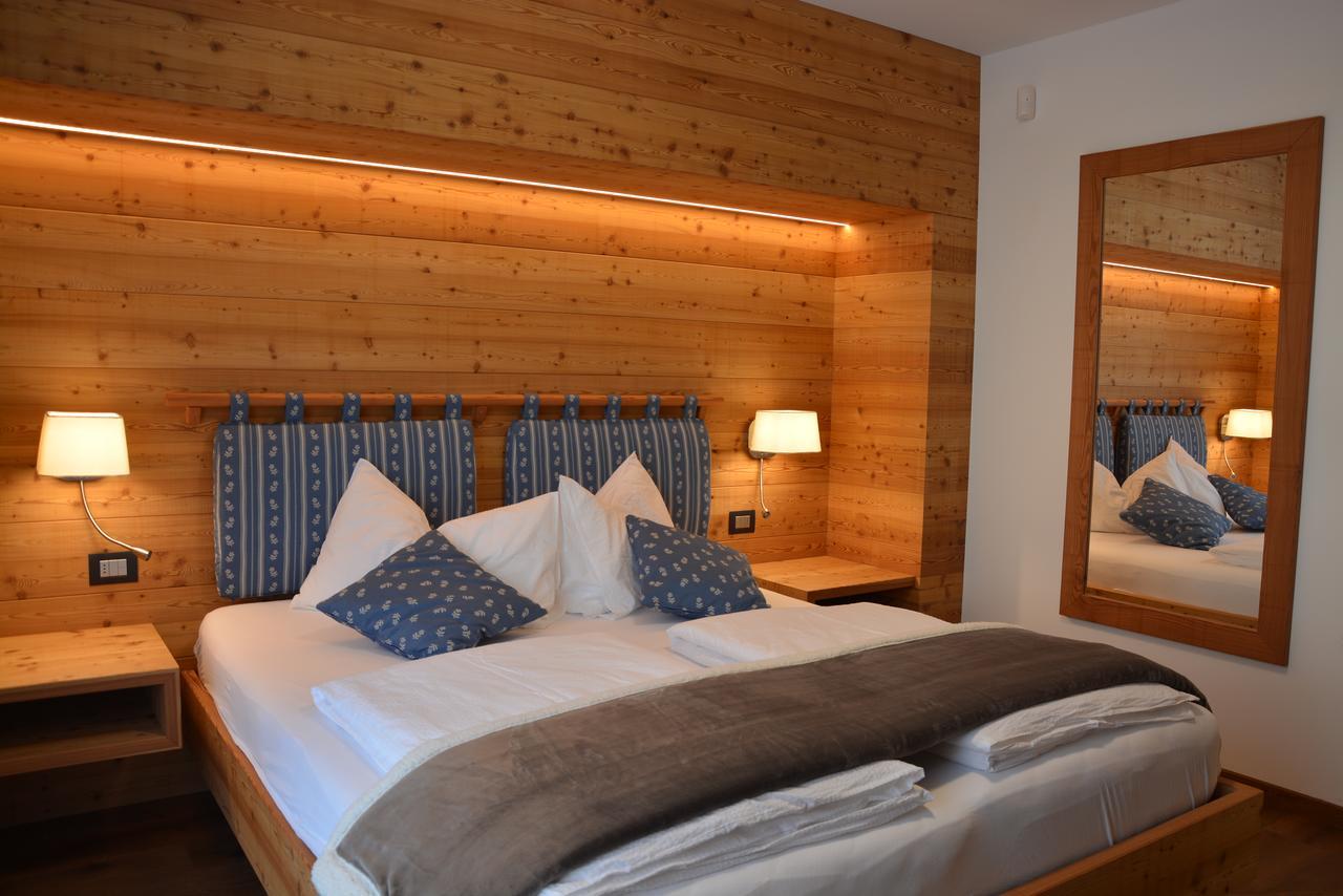 Dolomites B&B - Suites, Apartments And Spa Tesero Exteriör bild
